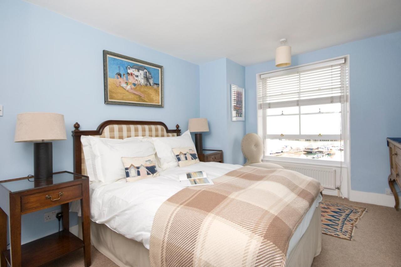 The Royal Harbour Hotel 3*