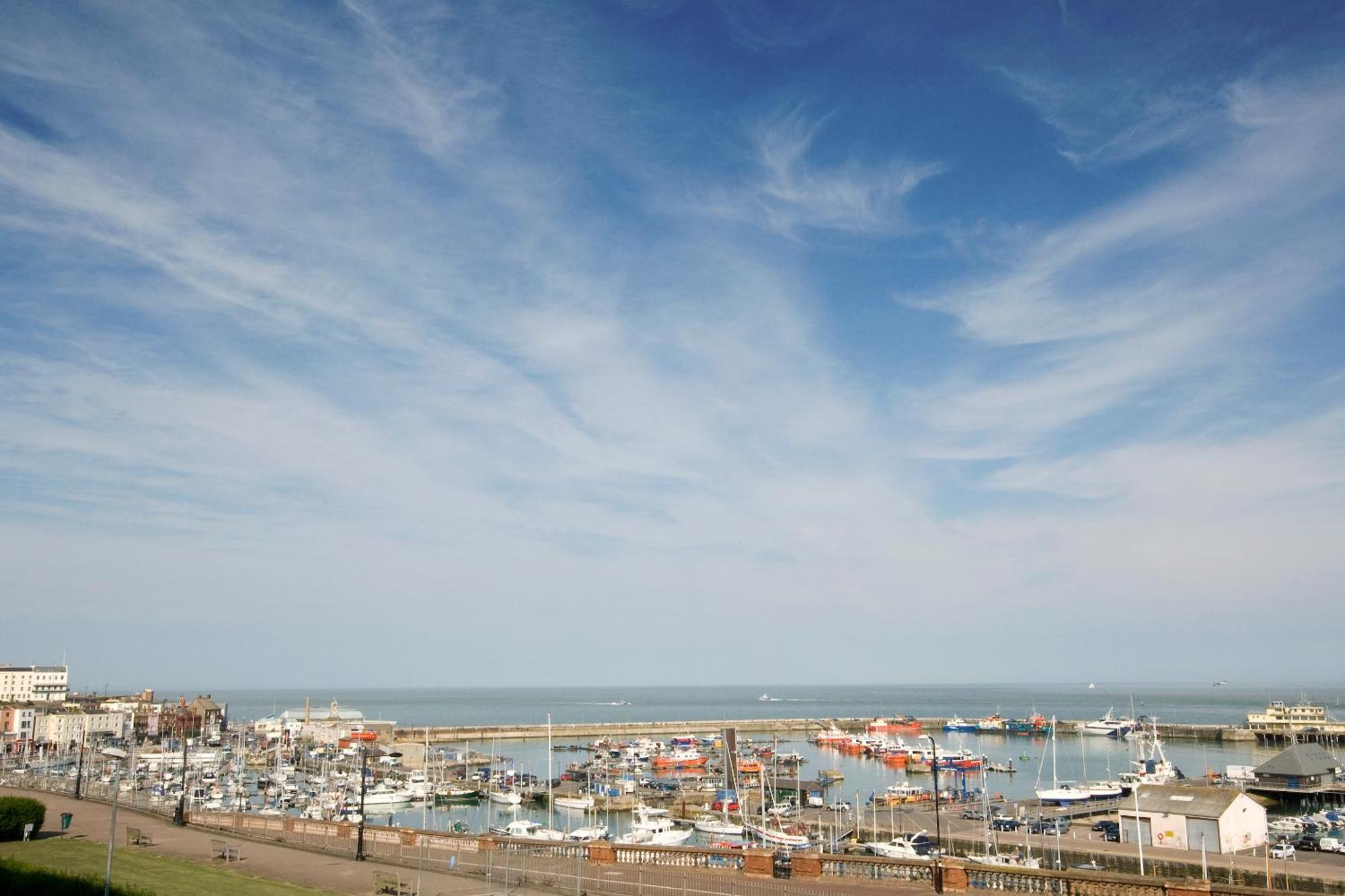 The Royal Harbour Hotel 3*